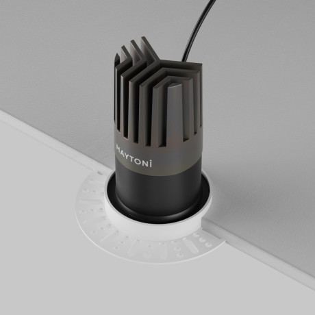 Встраиваемый светильник Maytoni Technical DL122-15W-3K-TRS-B