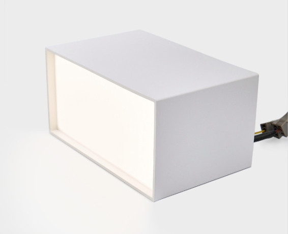 Накладной светильник ITALLINE DL 3029 white 4000K