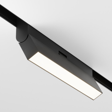 Светильник на шине Maytoni Technical TR036-4-12WTW-DSZ-B