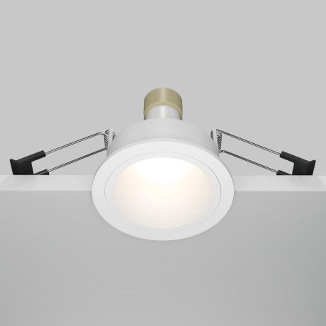 Влагозащищенный светильник Maytoni Technical DL126-GU10-W