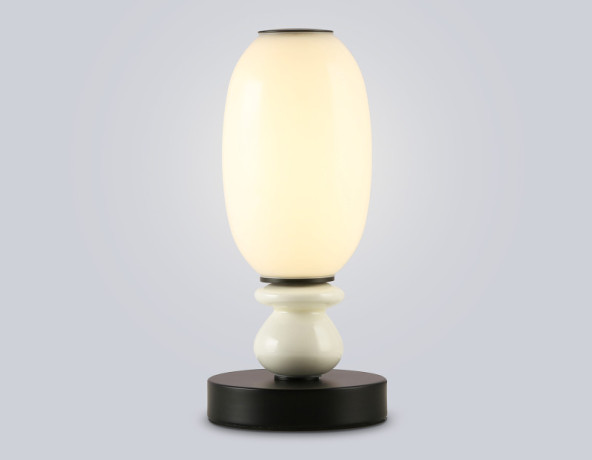 Настольная лампа Ambrella Light LH53154