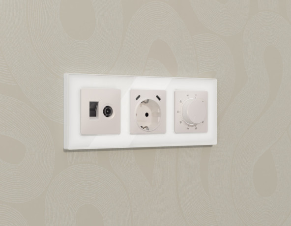 Розетка Ambrella Volt MA210510